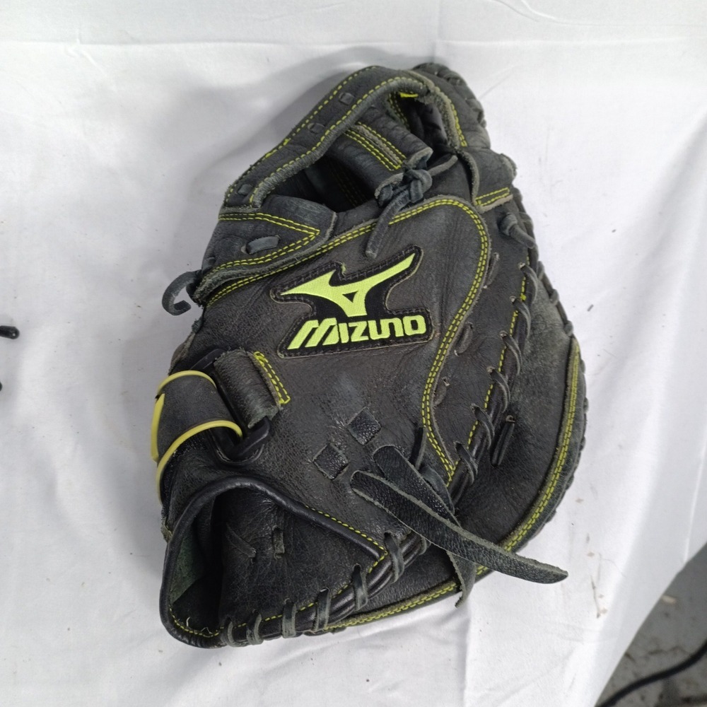 Mizuno GXS-92D 34 Womens Fastpitch Softball Catchers Mitt Right Throw a14